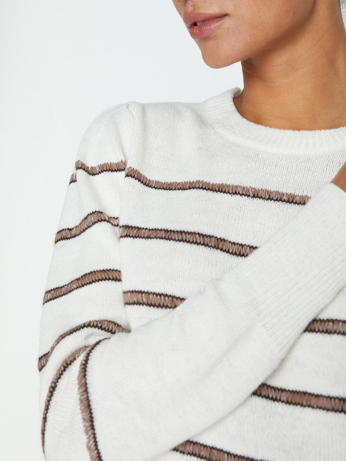 danon-shrunken-striped-crew-brown demo-3